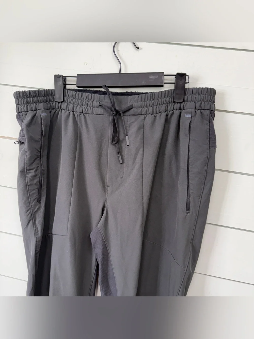 Lululemon license to train jogger full length dark gray men's size XL